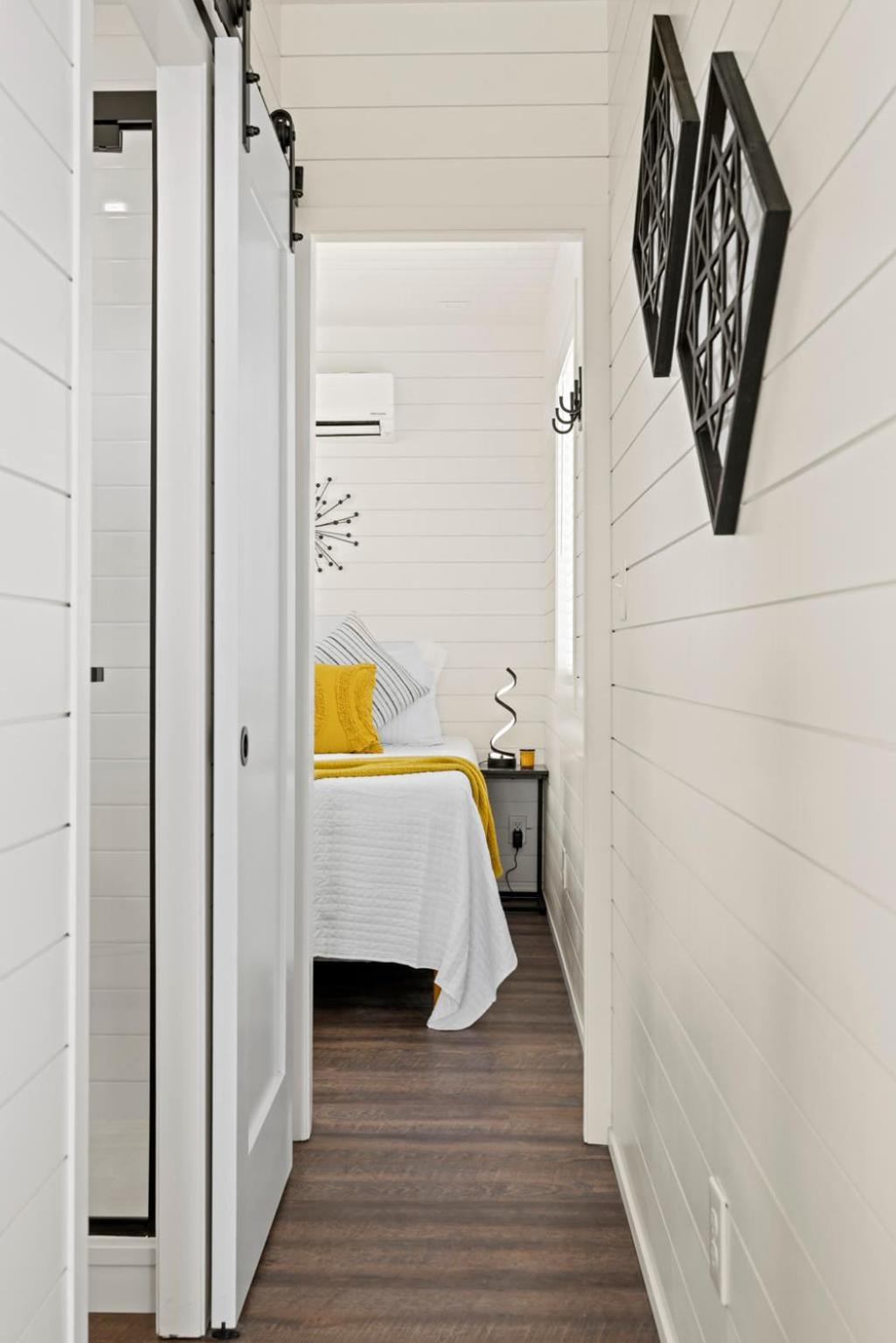 New The Yellow Beacon-Luxury Shipping Container Fredericksburg Exterior photo